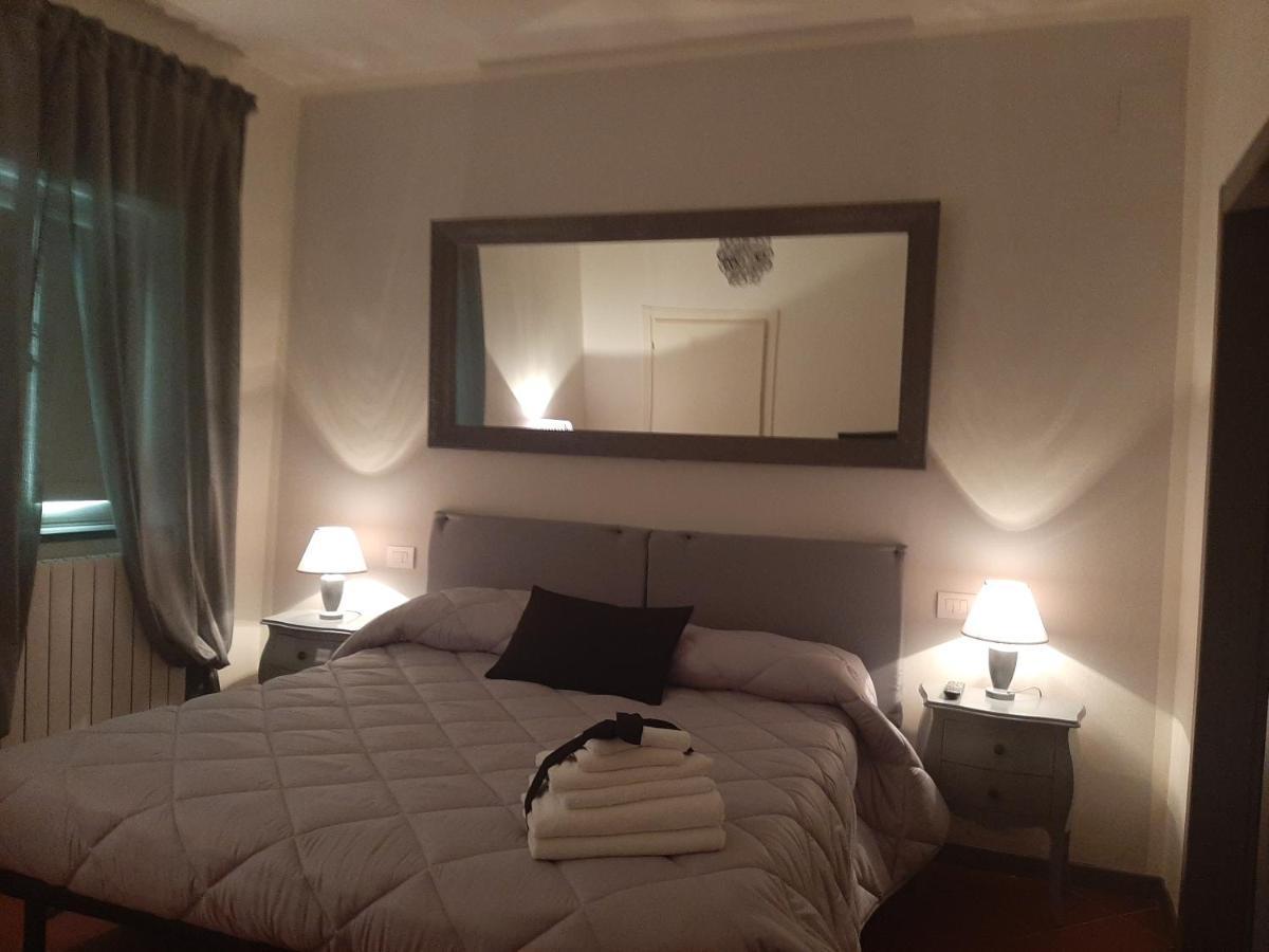 B&B Principe Calaf 3 ルッカ エクステリア 写真